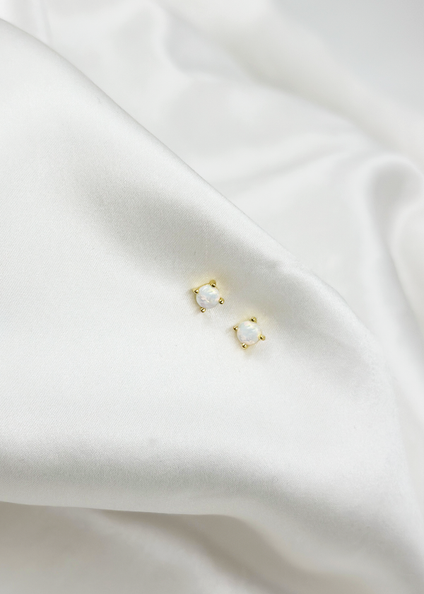 The Classic Stud | Opal