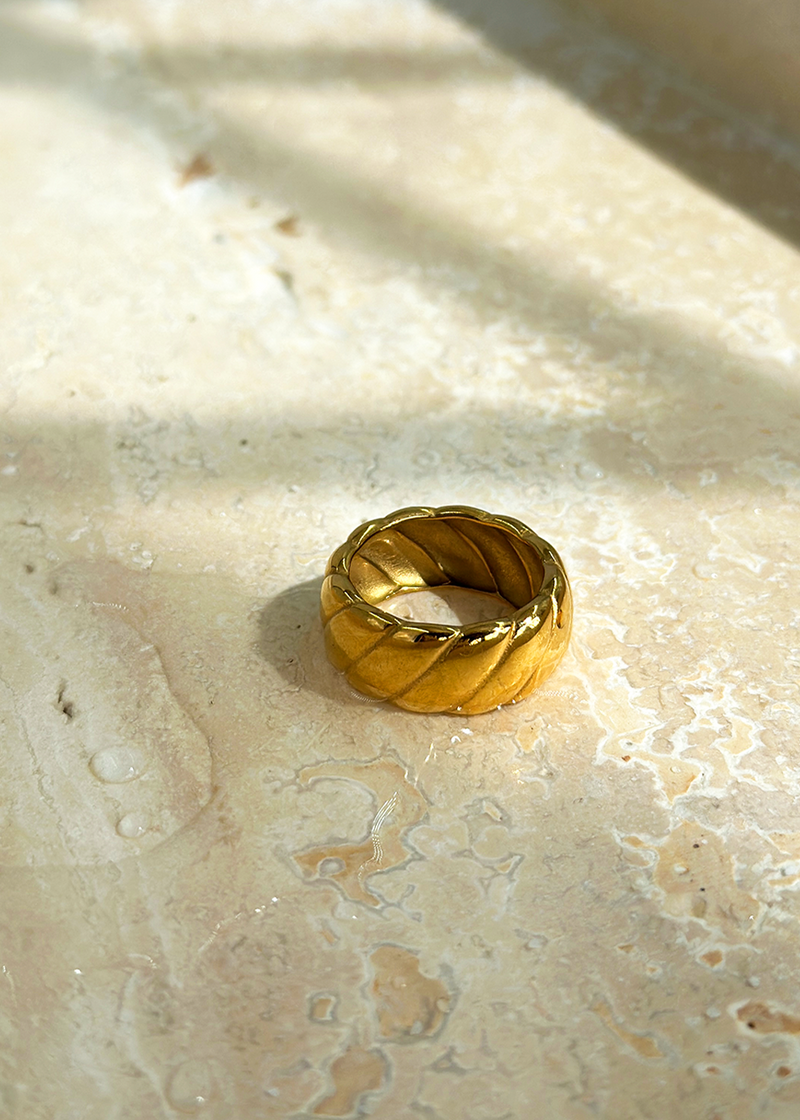 Cove Ring