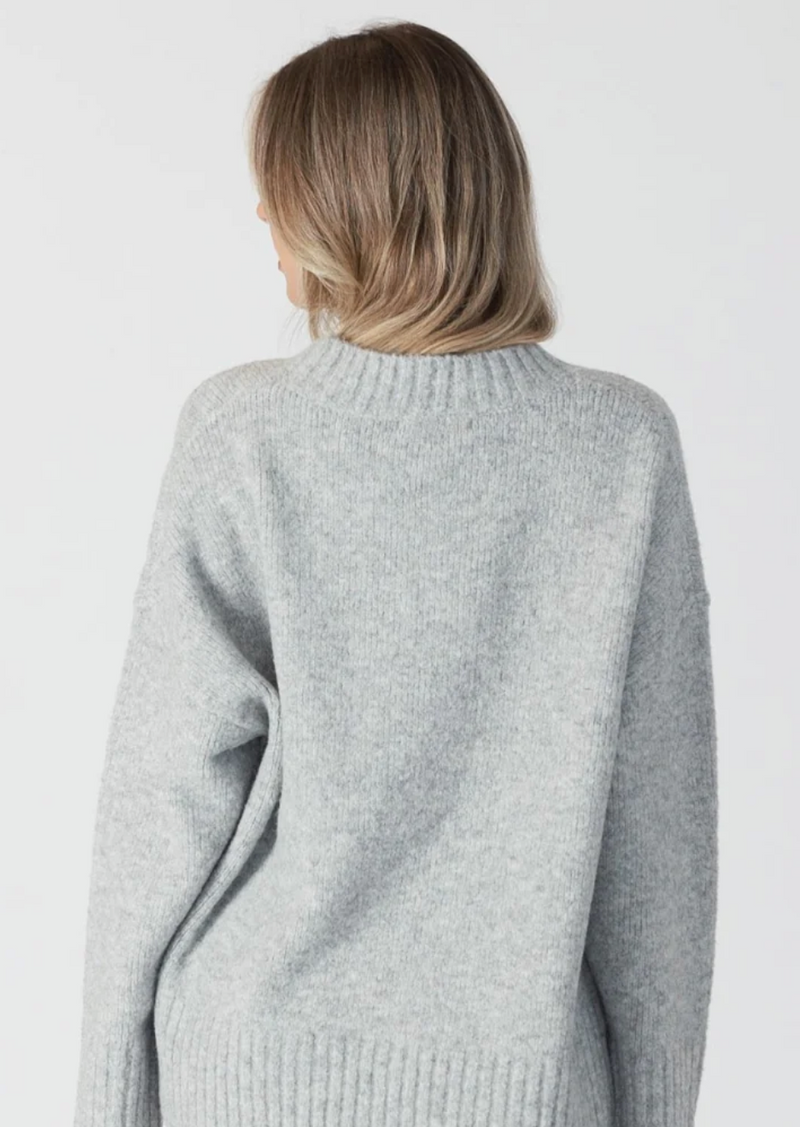 Ollie Crewneck Sweater w/Pocket