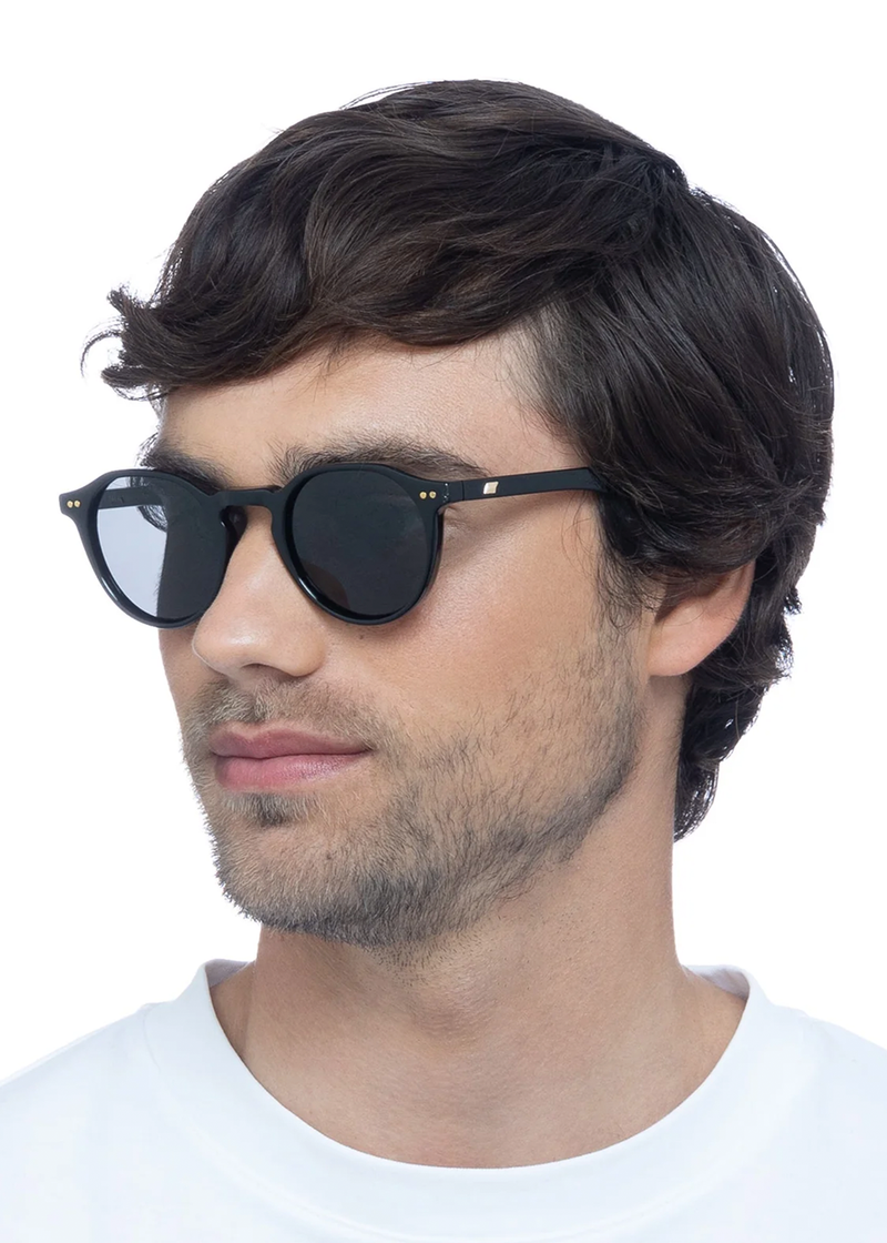 Le Specs Galavant Sunglasses | Black/ Smoke